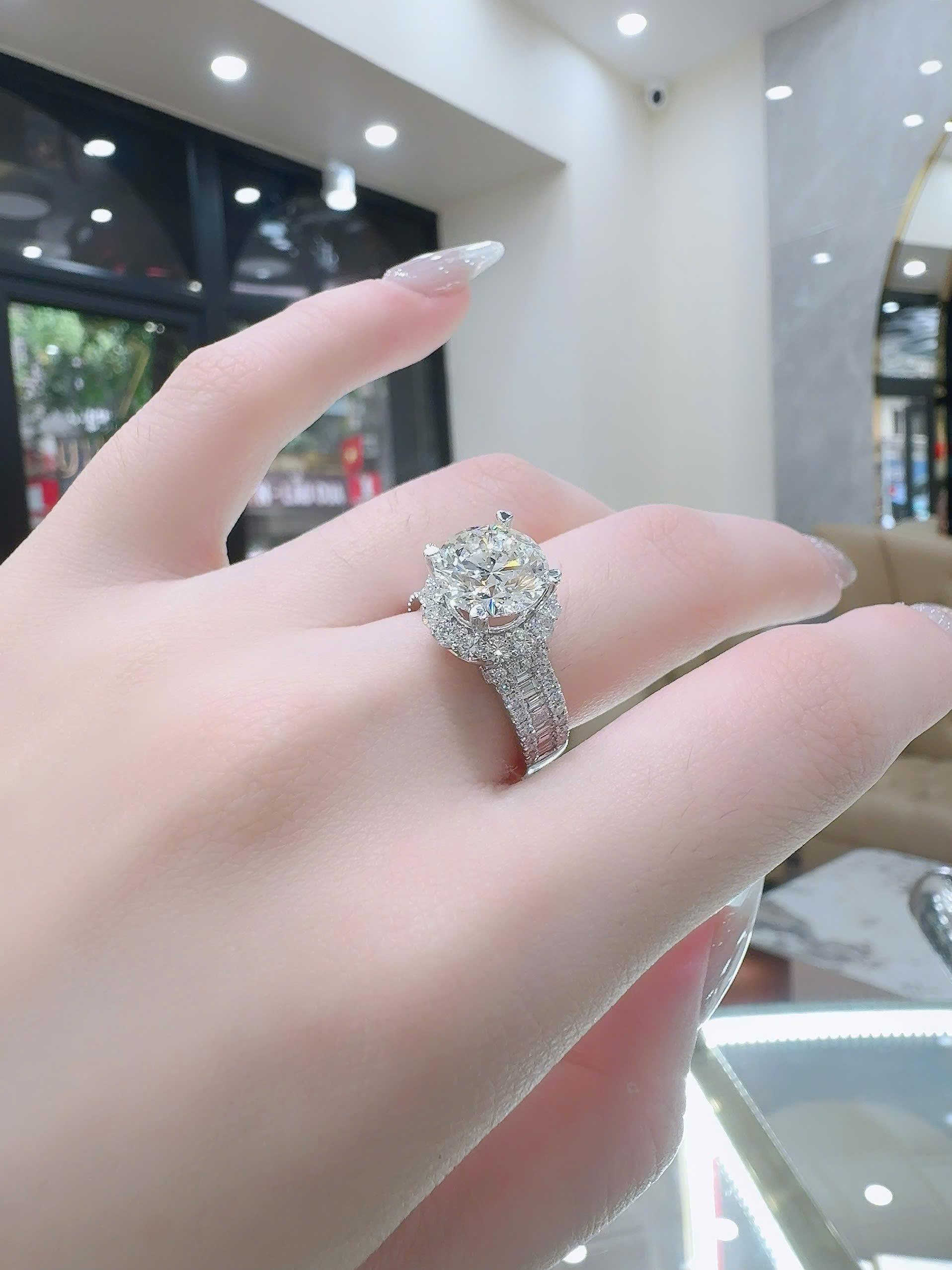  Nhẫn nữ chủ 6.3