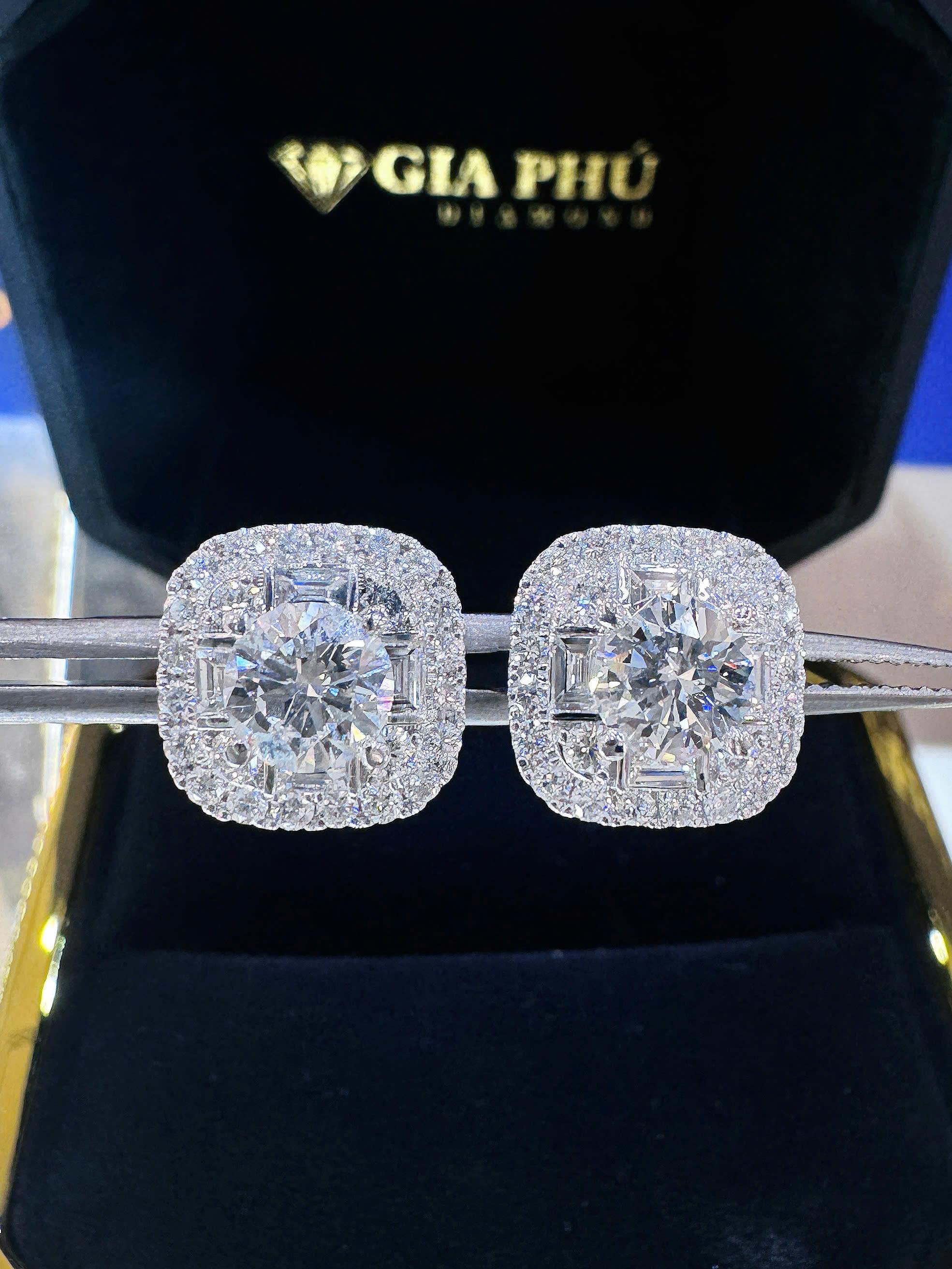 Nụ tai Halo vuông chủ 6li